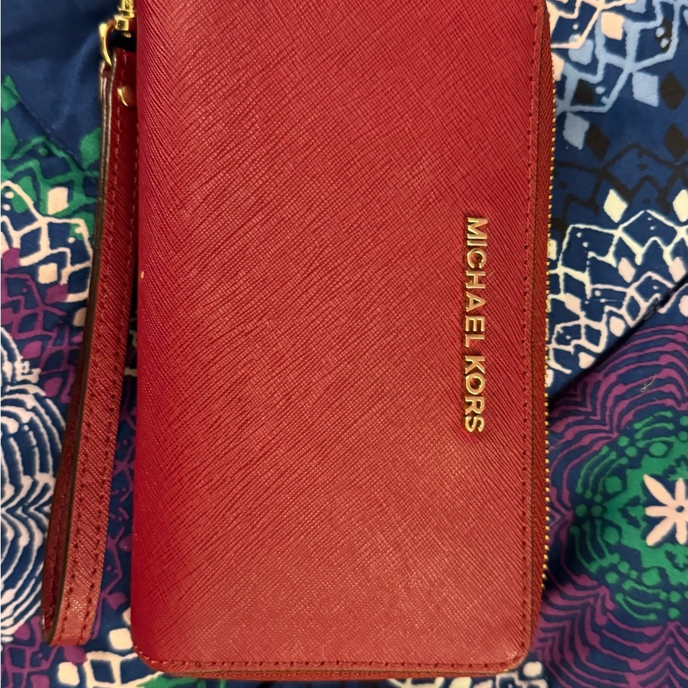 Michael Kors Scarlet Wristlet